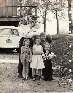 image dadKids1954.jpg 